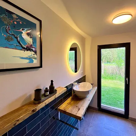 Haus 2 Am Grimnitzsee - Hochwertiges Design, Mit Eigenem Garten Und Nah Am 別荘