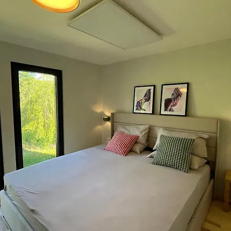 Haus 2 Am Grimnitzsee - Hochwertiges Design, Mit Eigenem Garten Und Nah Am