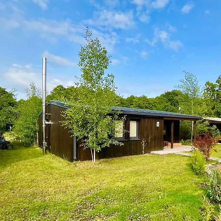 Haus 2 Am Grimnitzsee - Hochwertiges Design, Mit Eigenem Garten Und Nah Am