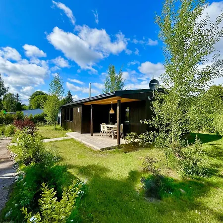 Haus 2 Am Grimnitzsee - Hochwertiges Design, Mit Eigenem Garten Und Nah Am 別荘 *